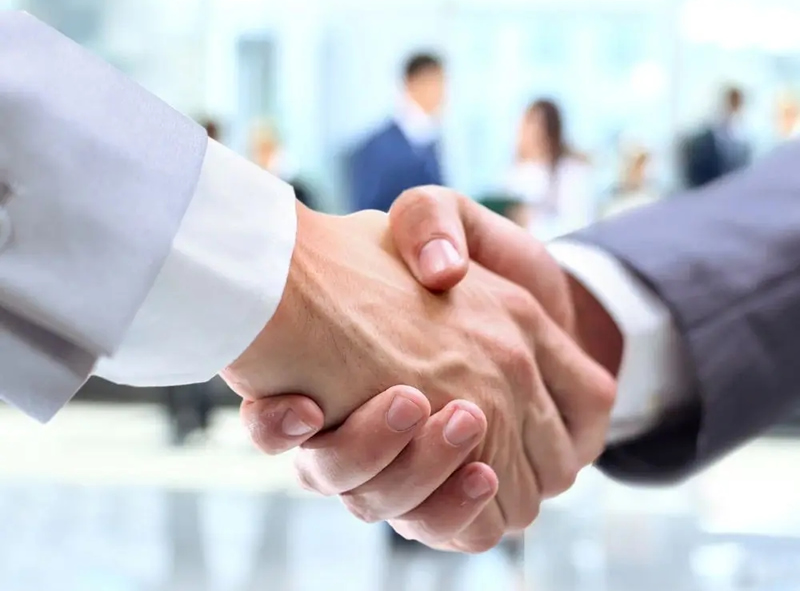 鑫松全自動(dòng)氮?dú)夤瘛崈舻獨(dú)夤襁m合半導(dǎo)體存儲(chǔ)